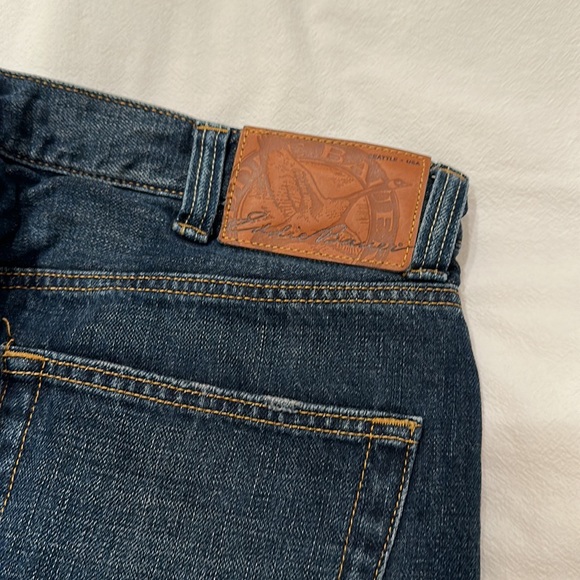 New in package Mens Eddie Bauer relaxed lined jeans. - Picture 5 of 10